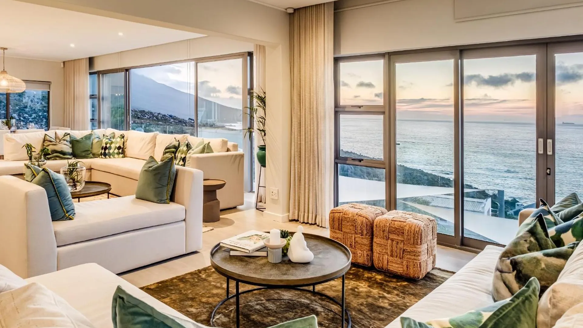Atlantic Horizons Villa Cape Town South Africa
